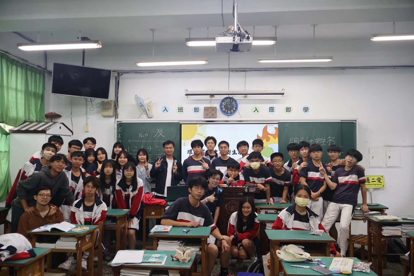LINE_ALBUM_相機📷_260607_327.jpg